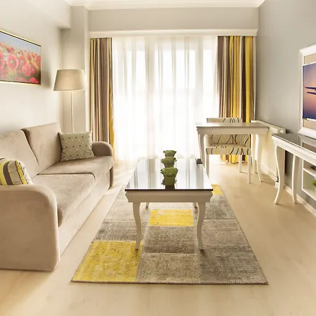 Serenity Airport Hotel 4*