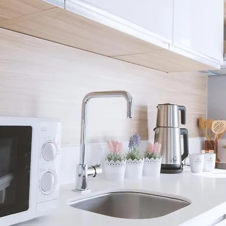 Serenity Airport 호텔 4*