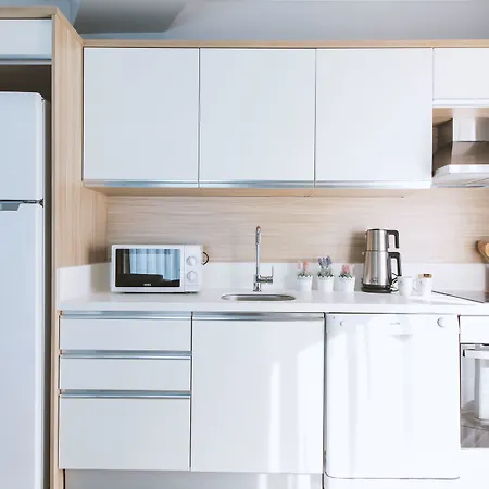 Serenity Airport Szálloda 4*